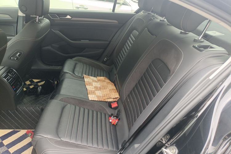 Used Volkswagen Magotan 2020 330TSI DSG Leading Model Left Rear Seat