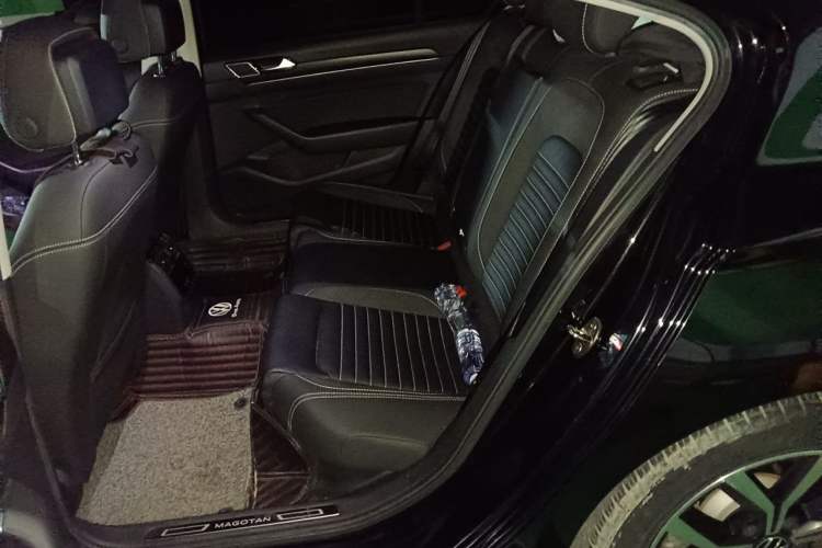Used Volkswagen Magotan 2020 330TSI DSG Leading Model Left Rear Seat