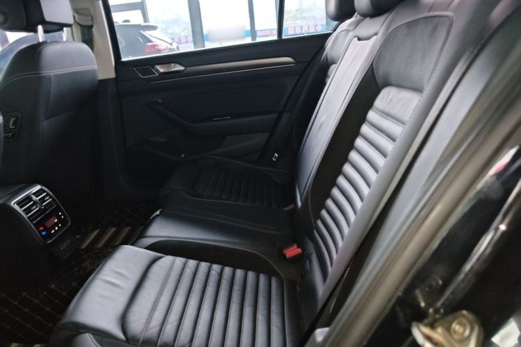 Used Volkswagen Magotan 2020 330TSI DSG Leading Model Left Rear Seat