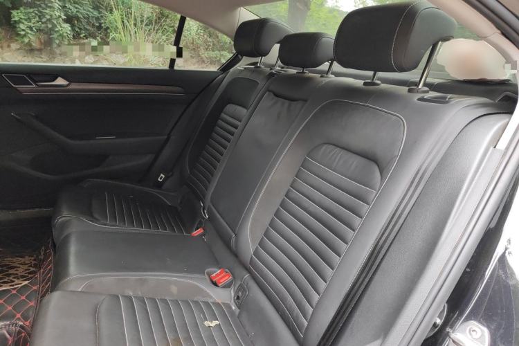 Used Volkswagen Magotan 2020 330TSI DSG Leading Model Left Rear Seat