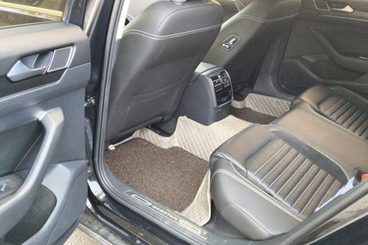 Used Volkswagen Magotan 2020 330TSI DSG Leading Model Left Rear Seat