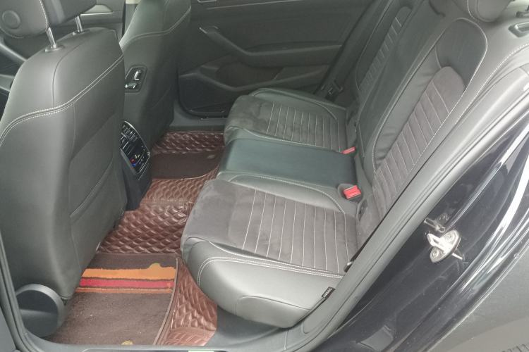 Used Volkswagen Magotan 2020 330TSI DSG Luxury Edition Left Rear Seat