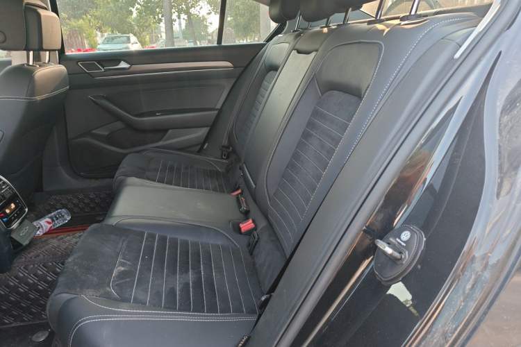 Used Volkswagen Magotan 2020 330TSI DSG Luxury Edition Left Rear Seat
