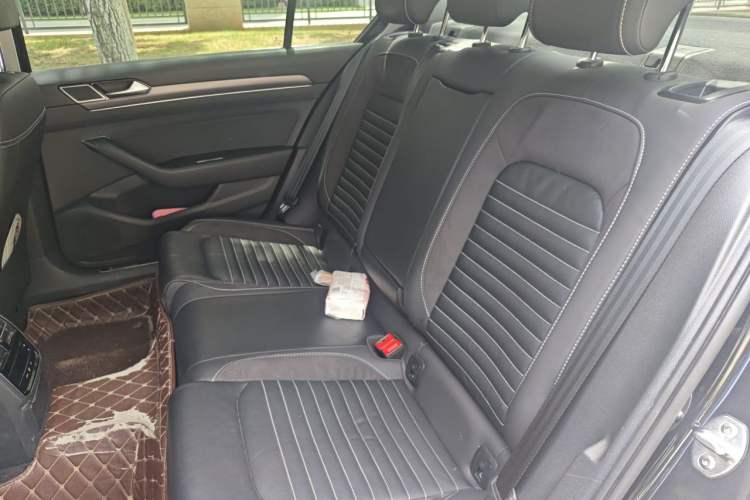 Used Volkswagen Magotan 2020 330TSI DSG Leading Model Left Rear Seat