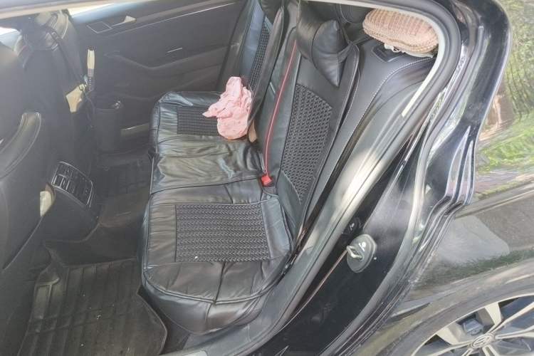 Used Volkswagen Magotan 2020 330TSI DSG Leading Model Left Rear Seat