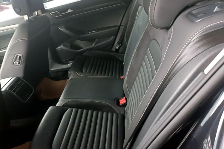 Used Volkswagen Magotan 2020 330TSI DSG Leading Model Left Rear Seat
