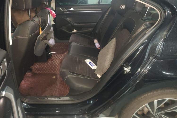 Used Volkswagen Magotan 2020 330TSI DSG Luxury Edition Left Rear Seat