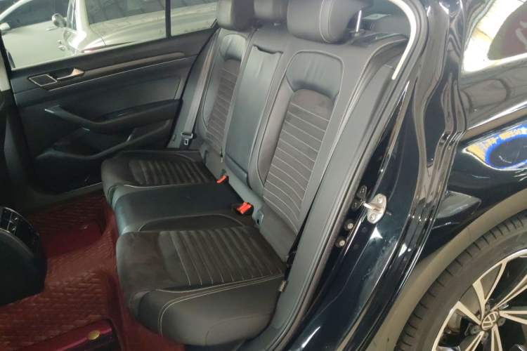 Used Volkswagen Magotan 2020 330TSI DSG Leading Model Left Rear Seat