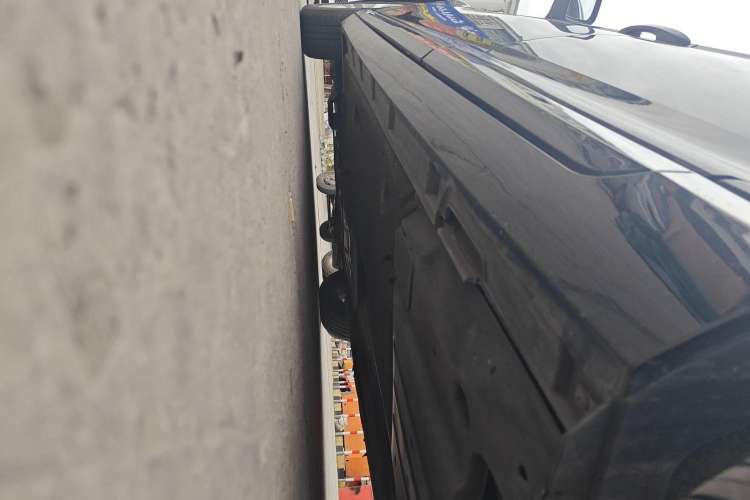Used Volkswagen Magotan 2020 280TSI DSG Comfort Edition Left Side Sill