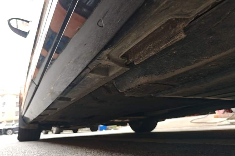Used Volkswagen Magotan 2020 280TSI DSG Comfort Edition Left Side Sill
