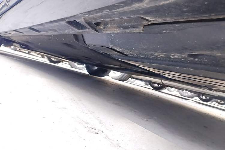 Used Volkswagen Magotan 2020 330TSI DSG Leading Model Left Side Sill