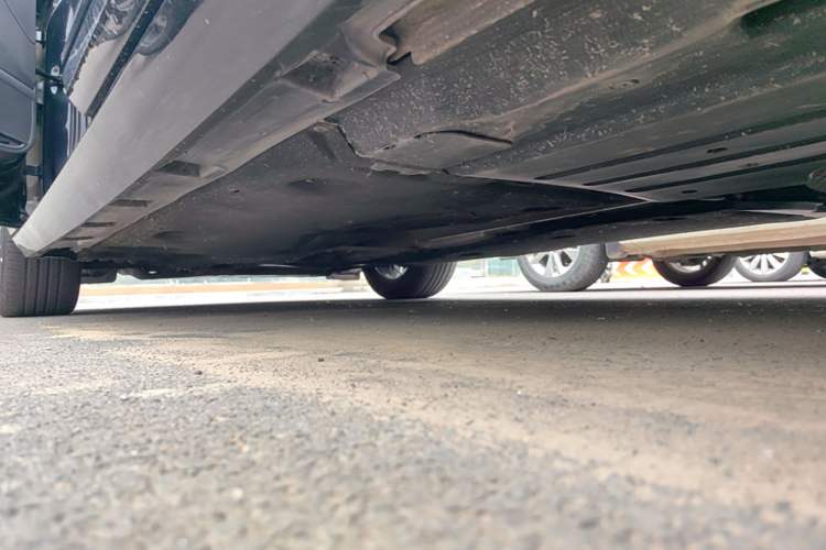 Used Volkswagen Magotan 2020 330TSI DSG Luxury Edition Left Side Sill