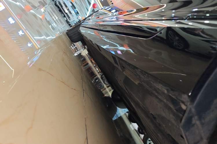 Used Volkswagen Magotan 2020 330TSI DSG Leading Model Left Side Sill