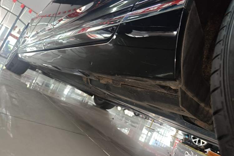 Used Volkswagen Magotan 2020 330TSI DSG Luxury Edition Left Side Sill