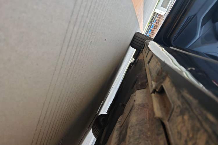 Used Volkswagen Magotan 2020 330TSI DSG Leading Model Left Side Sill