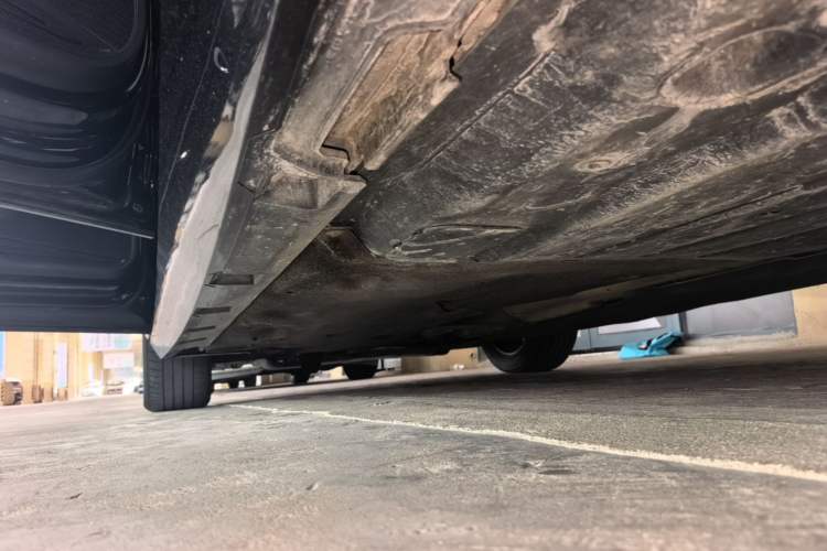 Used Volkswagen Magotan 2020 330TSI DSG Leading Model Left Side Sill