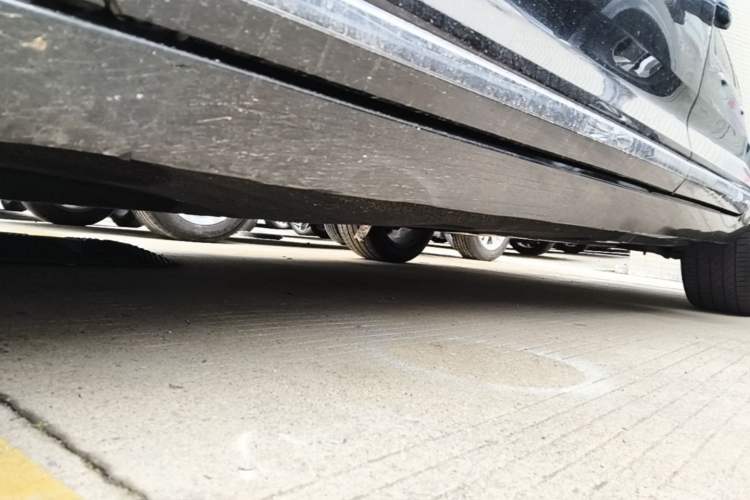 Used Volkswagen Magotan 2020 330TSI DSG Luxury Edition Left Side Sill