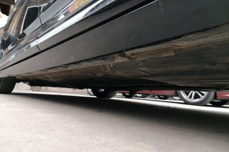 Used Volkswagen Magotan 2020 330TSI DSG Leading Model Left Side Sill