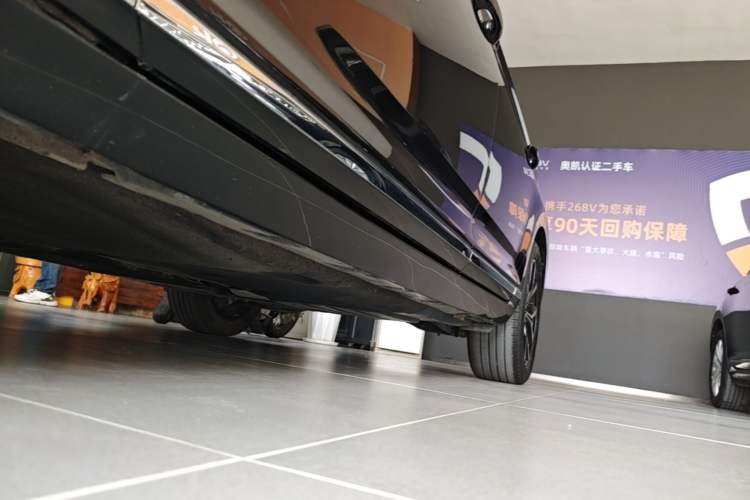 Used Volkswagen Magotan 2020 280TSI DSG Comfort Edition Left Side Sill