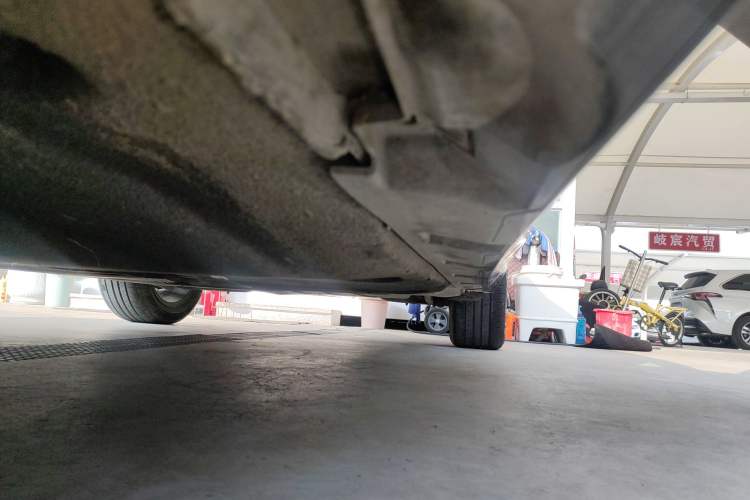 Used Volkswagen Magotan 2020 330TSI DSG Leading Model Left Side Sill