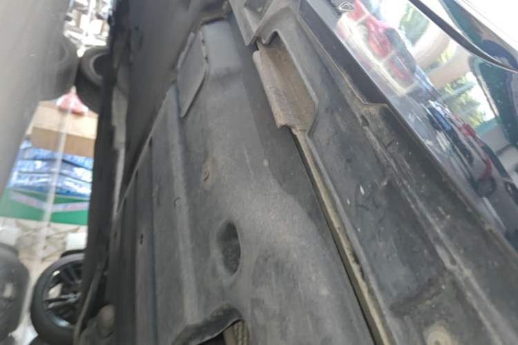 Used Volkswagen Magotan 2020 330TSI DSG Luxury Edition Left Side Sill