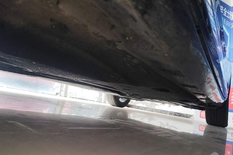 Used Volkswagen Magotan 2020 330TSI DSG Leading Model Left Side Sill