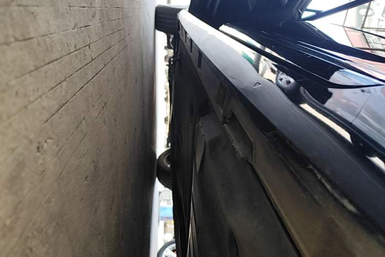 Used Volkswagen Magotan 2020 330TSI DSG Leading Model Left Side Sill