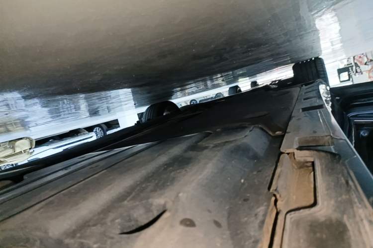 Used Volkswagen Magotan 2020 330TSI DSG Luxury Edition Left Side Sill