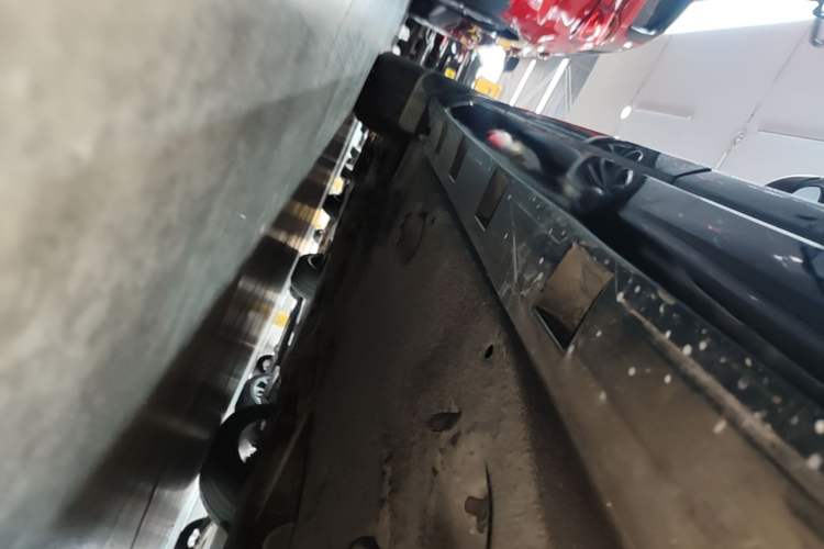Used Volkswagen Magotan 2020 330TSI DSG Luxury Edition Left Side Sill