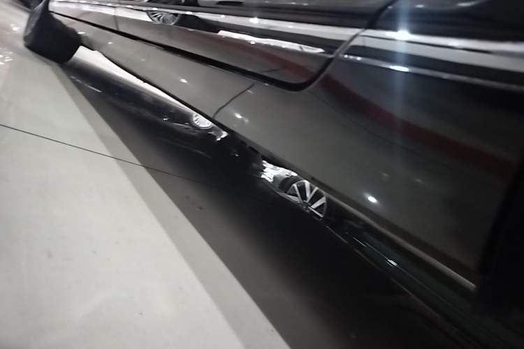 Used Volkswagen Magotan 2020 330TSI DSG Luxury Edition Left Side Sill