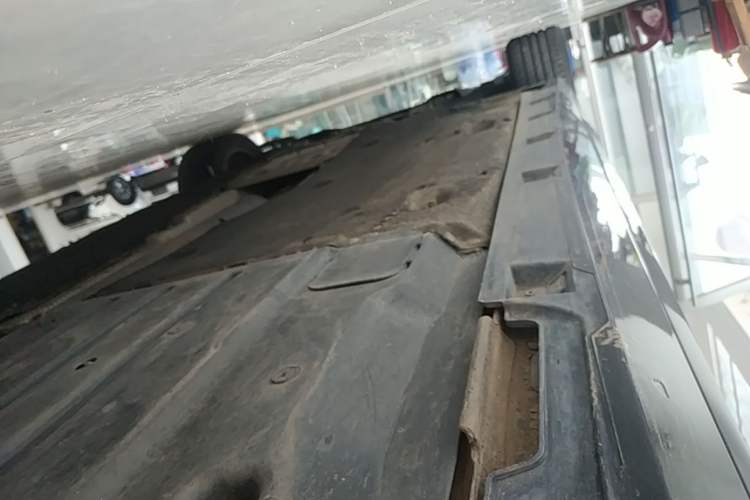 Used Volkswagen Magotan 2020 280TSI DSG Comfort Edition Left Side Sill