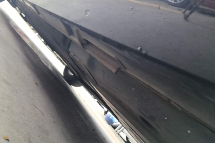Used Volkswagen Magotan 2020 280TSI DSG Comfort Edition Left Side Sill