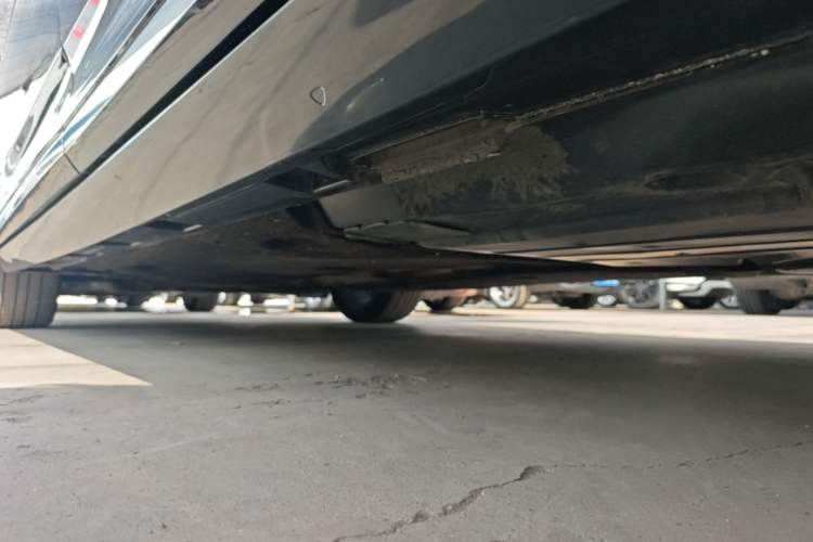 Used Volkswagen Magotan 2020 380TSI DSG Luxury Version Left Side Sill