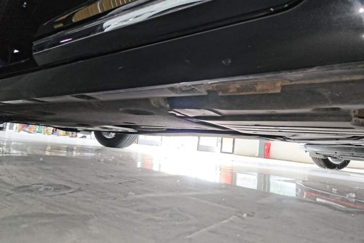 Used Volkswagen Magotan 2020 280TSI DSG Comfort Edition Left Side Sill