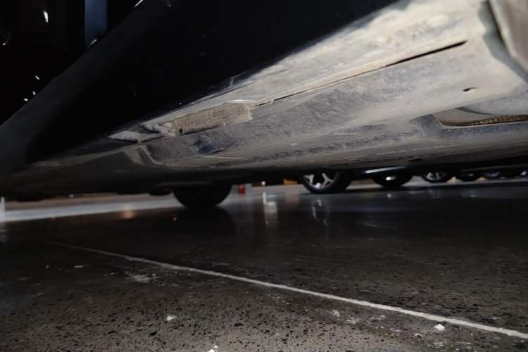 Used Volkswagen Magotan 2020 280TSI DSG Comfort Edition Left Side Sill