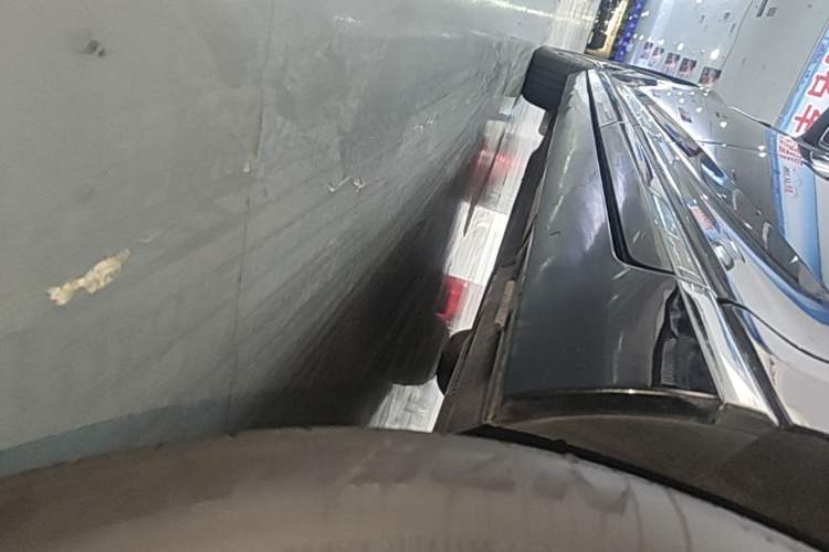 Used Volkswagen Magotan 2020 330TSI DSG Leading Model Left Side Sill