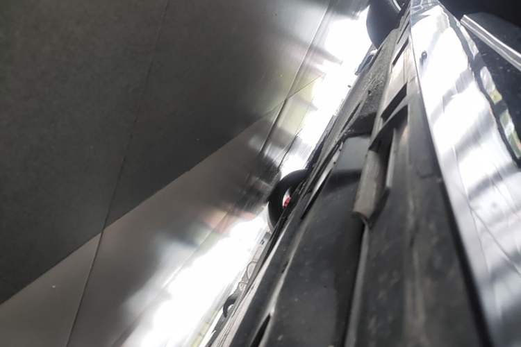 Used Volkswagen Magotan 2020 330TSI DSG Luxury Edition Left Side Sill