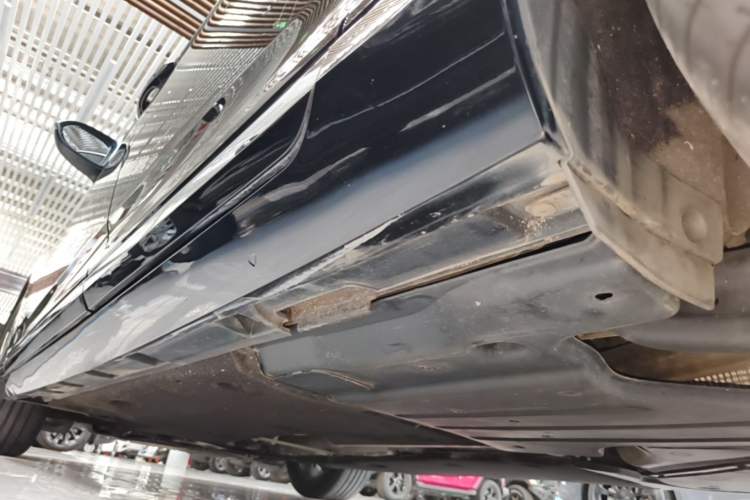 Used Volkswagen Magotan 2020 330TSI DSG Leading Model Left Side Sill