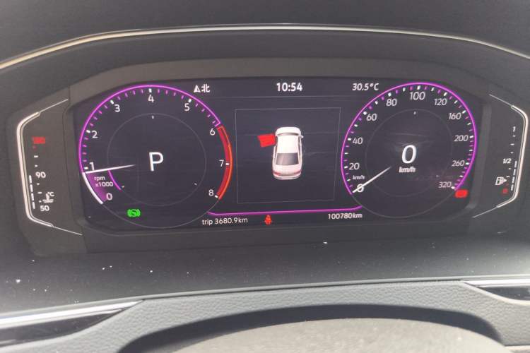 Used Volkswagen Magotan 2020 330TSI DSG Luxury Edition Odometer Close Up