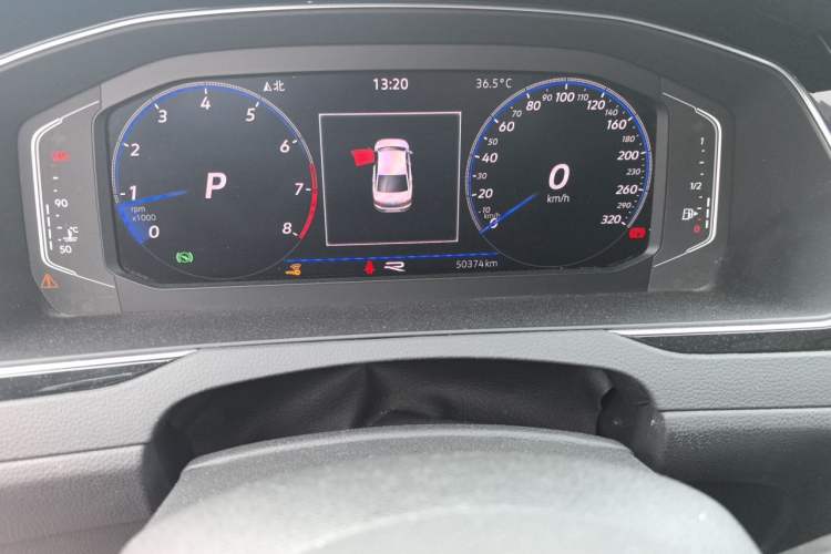 Used Volkswagen Magotan 2020 330TSI DSG Luxury Edition Odometer Close Up
