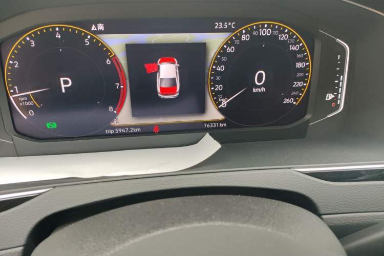 Used Volkswagen Magotan 2020 330TSI DSG Luxury Edition Odometer Close Up