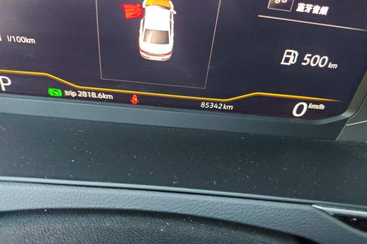 Used Volkswagen Magotan 2020 330TSI DSG Leading Model Odometer Close Up