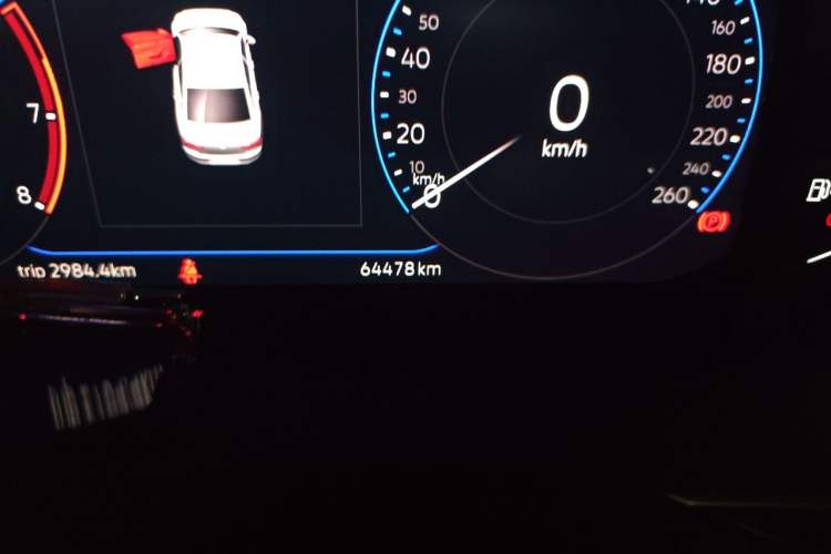 Used Volkswagen Magotan 2020 330TSI DSG Luxury Edition Odometer Close Up