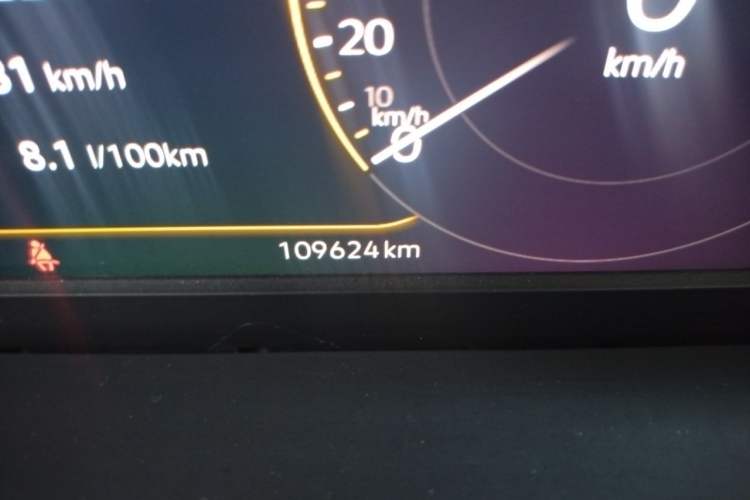 Used Volkswagen Magotan 2020 330TSI DSG Luxury Edition Odometer Close Up