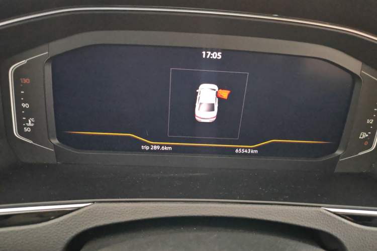 Used Volkswagen Magotan 2020 330TSI DSG Leading Model Odometer Close Up