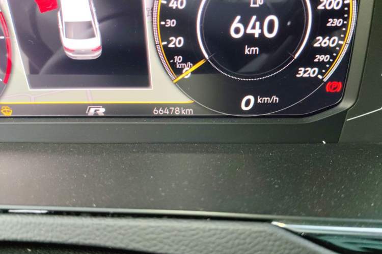 Used Volkswagen Magotan 2020 330TSI DSG Luxury Edition Odometer Close Up