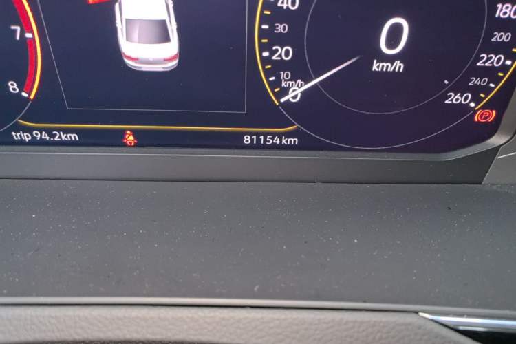 Used Volkswagen Magotan 2020 330TSI DSG Luxury Edition Odometer Close Up