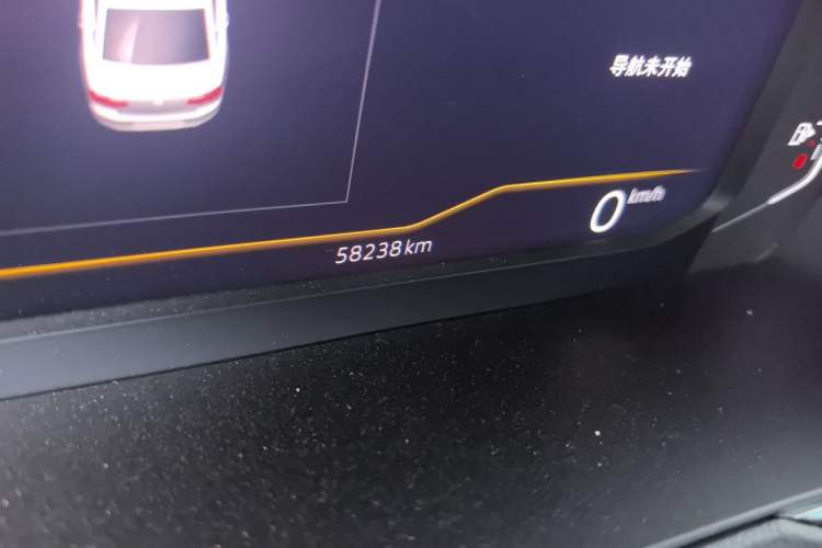 Used Volkswagen Magotan 2020 330TSI DSG Luxury Edition Odometer Close Up