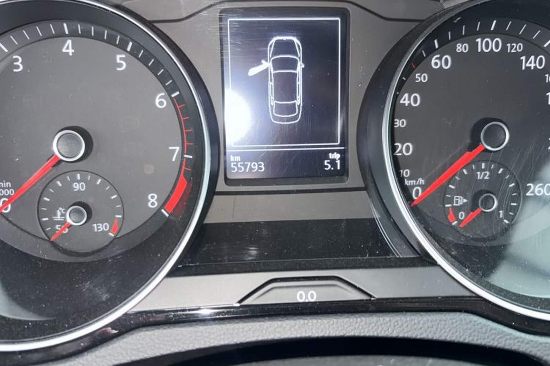 Used Volkswagen Magotan 2020 330TSI DSG Leading Model Odometer Close Up