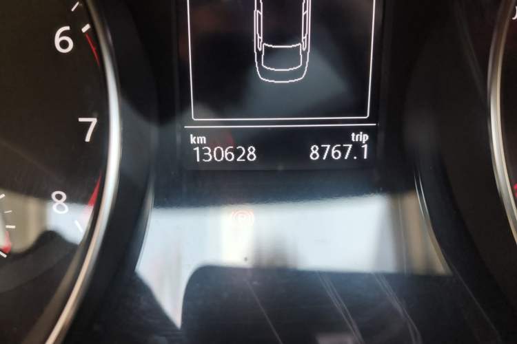 Used Volkswagen Magotan 2020 330TSI DSG Leading Model Odometer Close Up